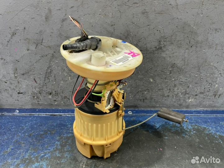 Бензонасос Mazda 3 BK LF 2.0