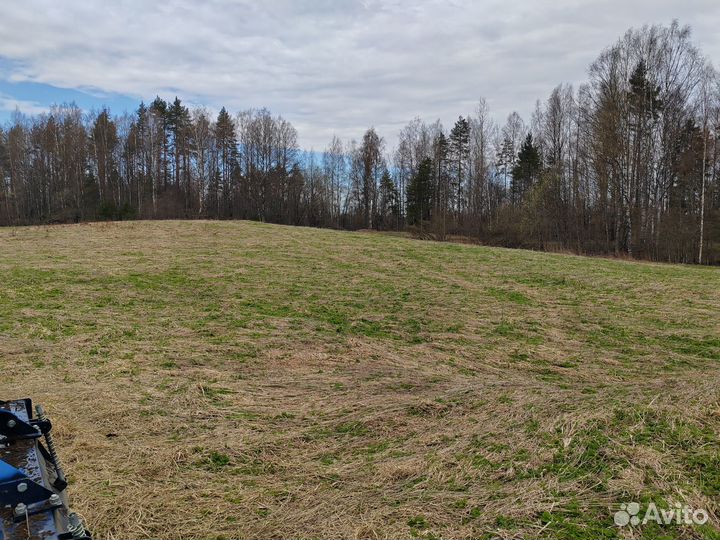 Вспашка земли,услуги погрузчика