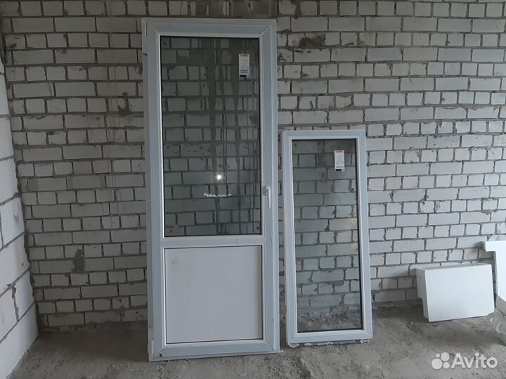 Окно пластиковое б/у и балконная дверь б/у