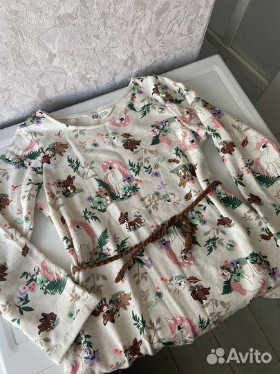 Платье на девочку HM 122-128