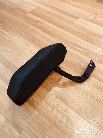 Подлокотник для автомобиля