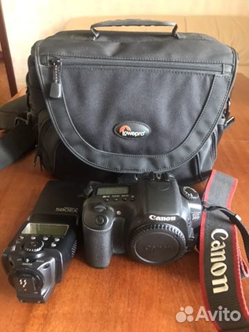 Зеркальный фотоаппарат