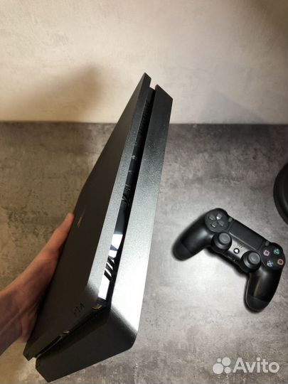 Sony PS4 slim 500