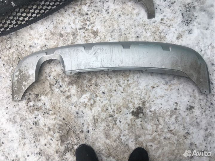 Шкода ети накладка заднего бампера 5l6807835