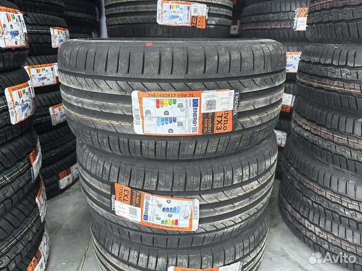 Tracmax X-Privilo TX3 245/40 R17 95W