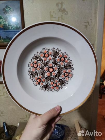 Глубокие суповые тарелки