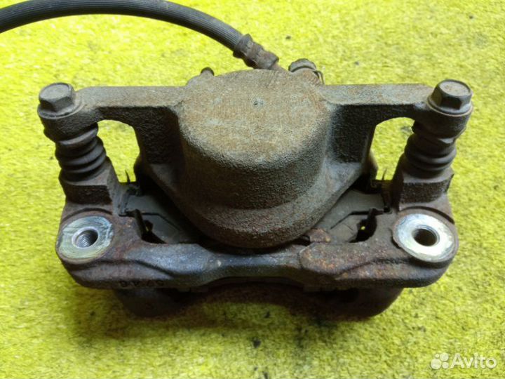 Суппорт передний правый Toyota Town Ace/Lite Ace