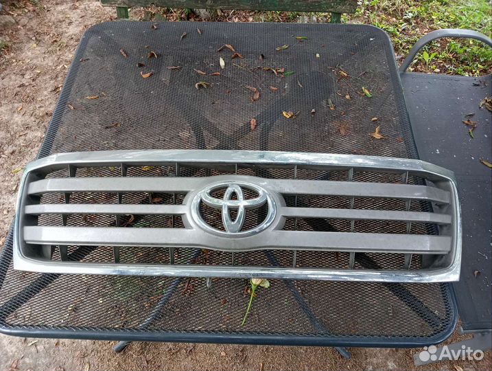 Решетка радиатора toyota land cruiser 100