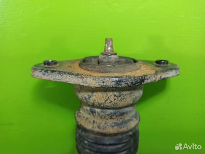 Амортизатор задний Kia Sportage 3 SL G4KD 2013