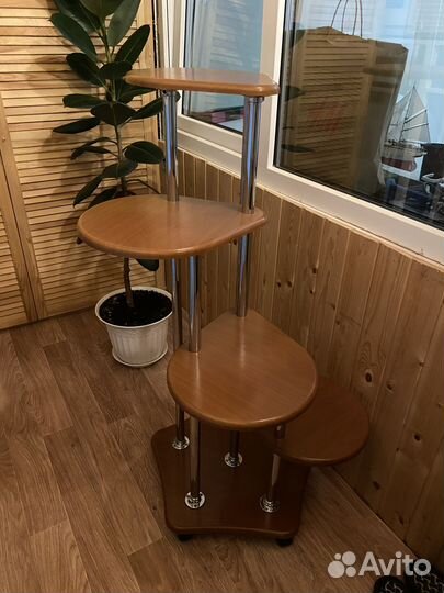 Подставка для цветов напольная