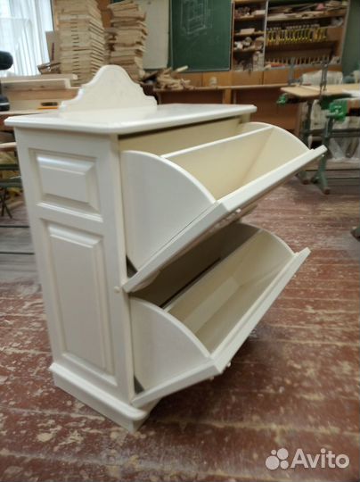 Мебель из массива дерева