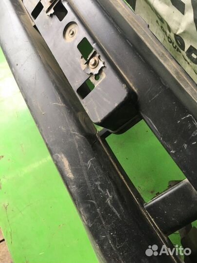 Бампер передний Nissan Patrol Y61