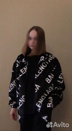 Шубка balenciaga