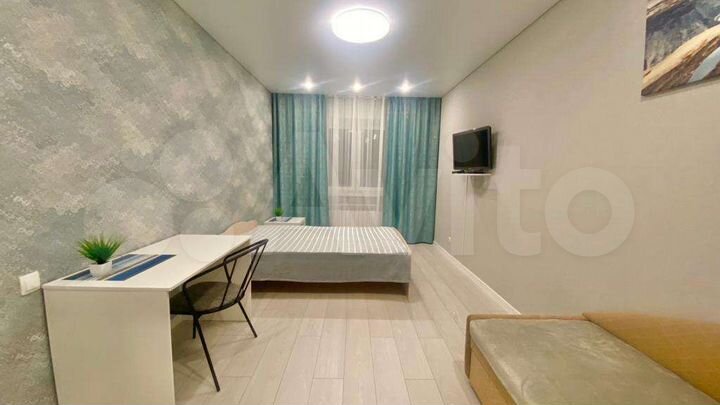 2-к. квартира, 72 м², 1/9 эт.