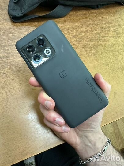 OnePlus 10 pro, 8/128 ГБ