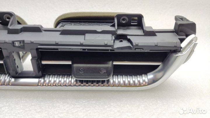 Дефлектор воздушный Kia K5 DL3 G4NA 2021