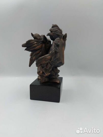 Статуэтка фигура 