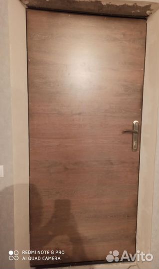Дверь входная металлическая