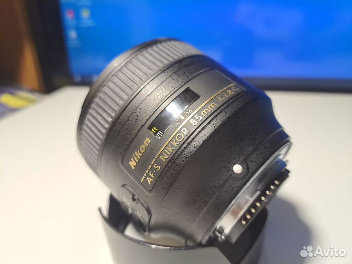 Объектив nikon 85mm