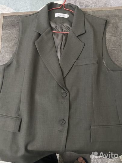 Жилетка женская