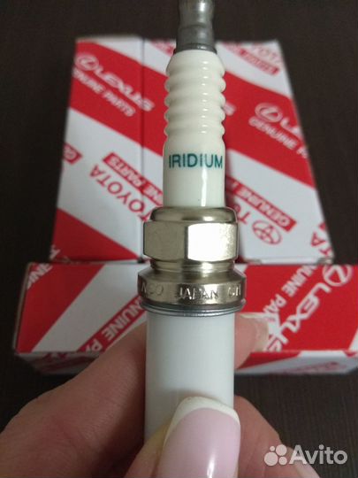 Cвечи зажигания иридиевые Toyota 90919 - 01233