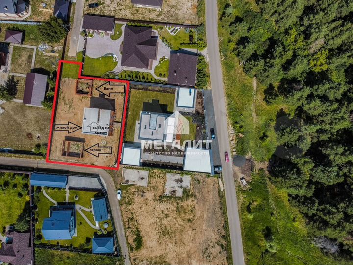 Коттедж 193 м² на участке 11,9 сот.