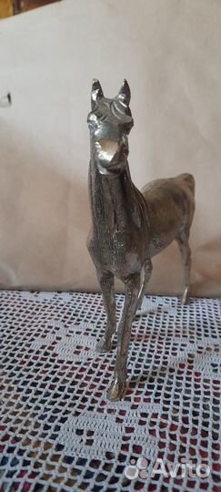 Бронзовая статуэтка.Антик или винтаж.торг