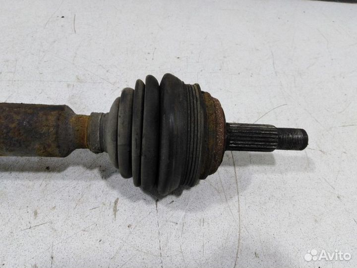 Привод передний правый