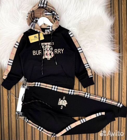 Костюм Burberry детский