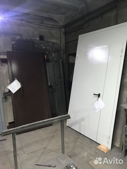 Двери противопожарные и технические