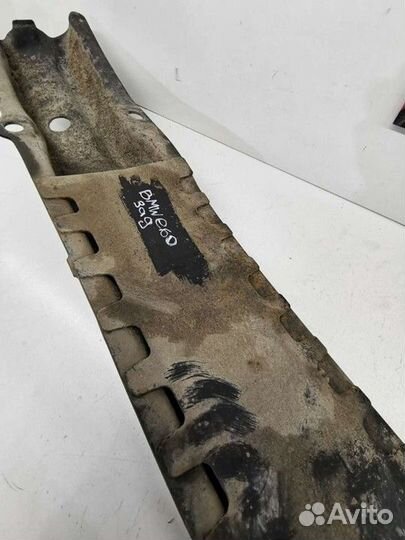 Усилитель заднего бампера (BMW 5)