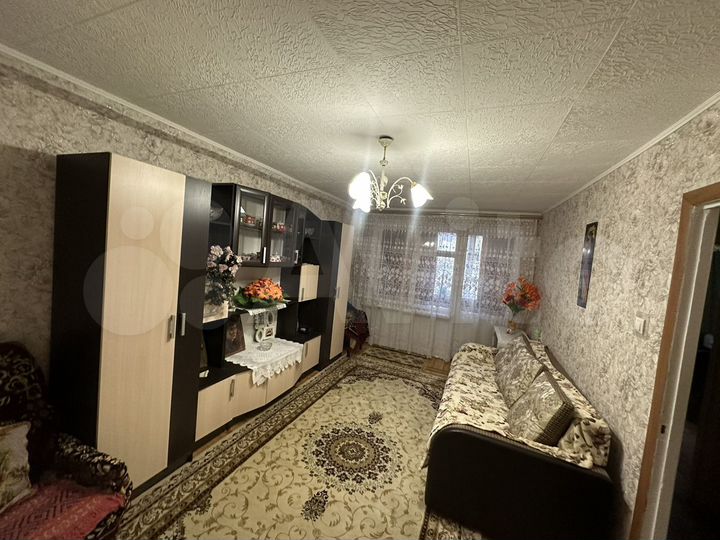 2-к. квартира, 42 м², 3/5 эт.