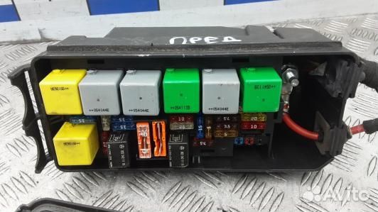 Блок предохранителей mercedes benz R-class W251 (8