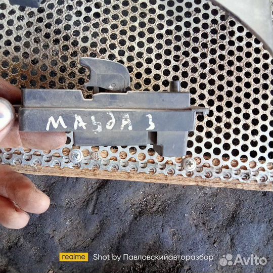 Кнопка стеклоподъемника Mazda 3 Bk