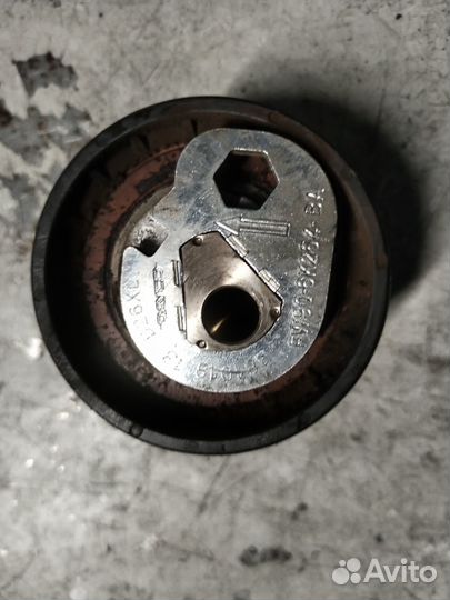 Ролик-натяжитель ремня грм FW9Q6K254BA