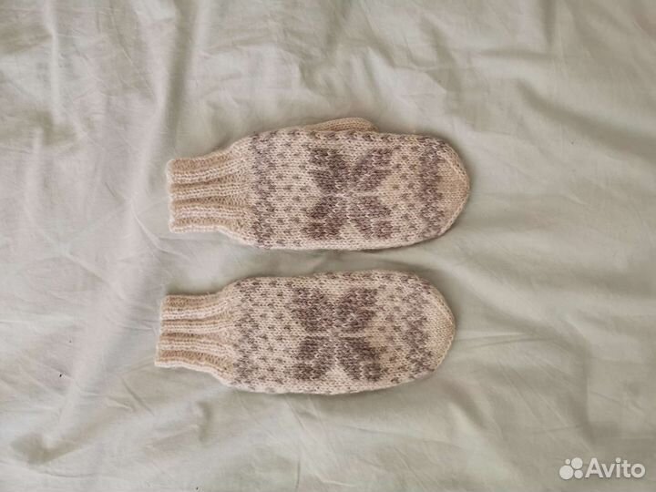 Варежки женские шерсть