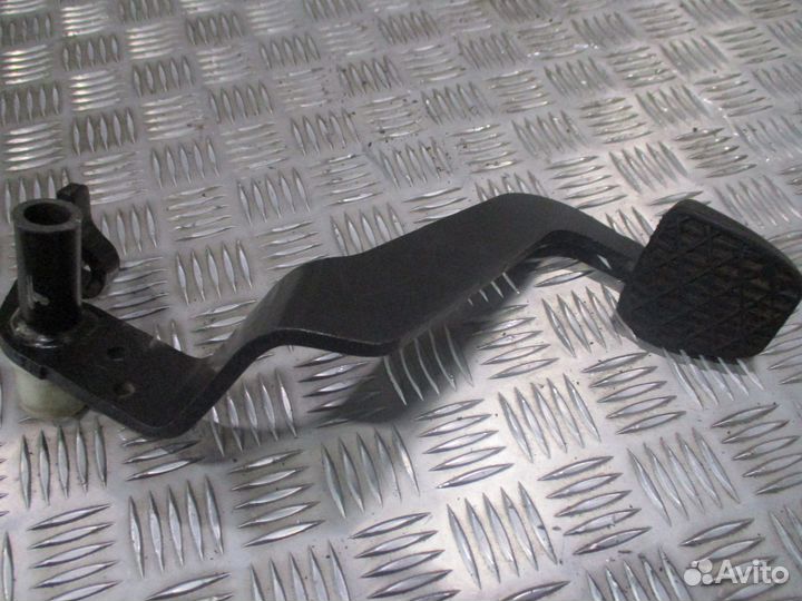 Педаль тормоза Mercedes-Benz A9402900018