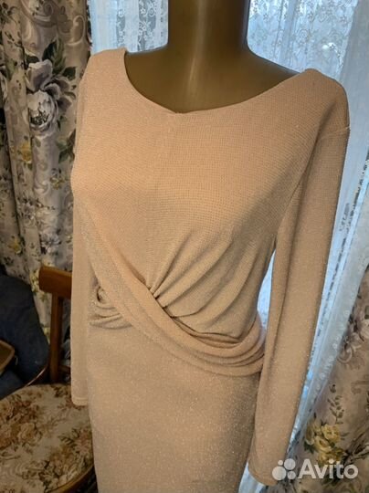 Платье в пол