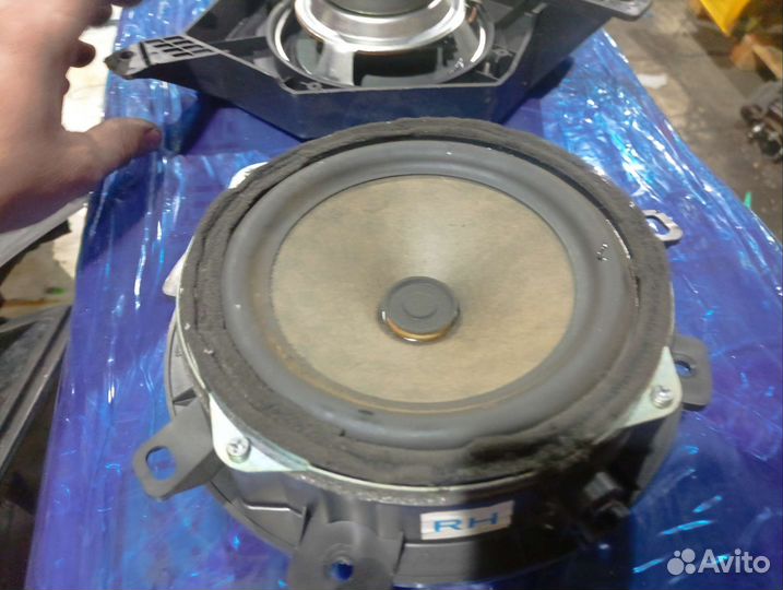 Динамик дверей Hyundai grand Starex