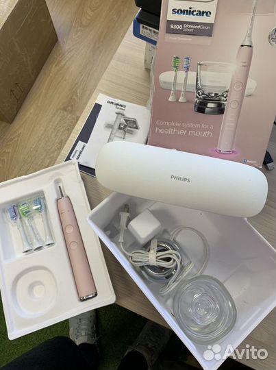 Электрическая зубная щетка philips sonicare 9300