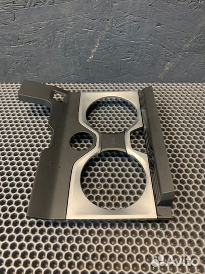 Накладка термоподстаканника передняя Bmw X7 G07