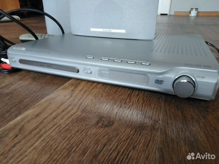 Домашний кинотеатр Philips HTS3300