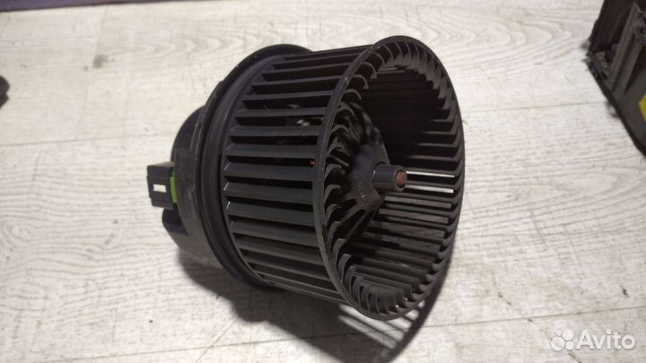 Моторчик печки Форд Мондео 4 2011-3014