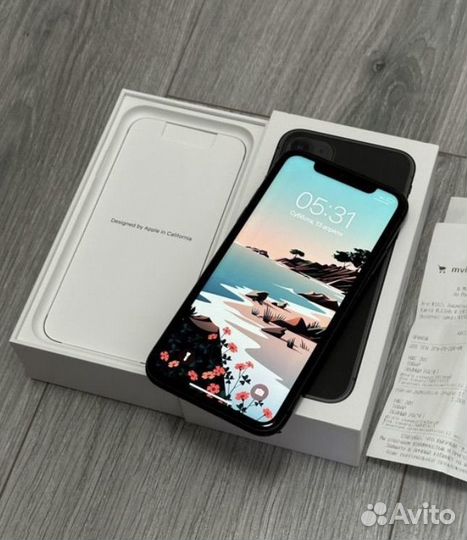 iPhone 11, 256 ГБ