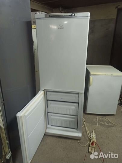 Холодильник