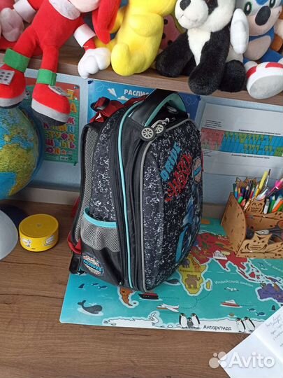 Рюкзак школьный