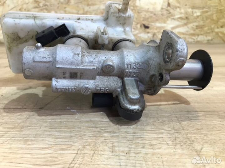 Главный тормозной цилиндр Skoda Kodiaq 2.0 2017