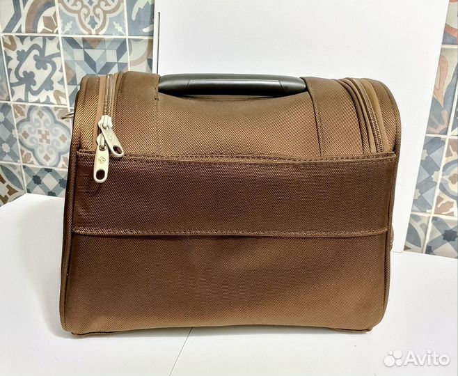 Дoрожный бьюти-кейс/нeсессеp 