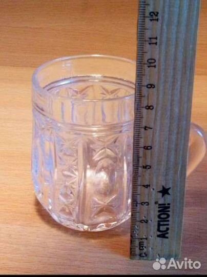 Стаканы хрустальные с ручкой