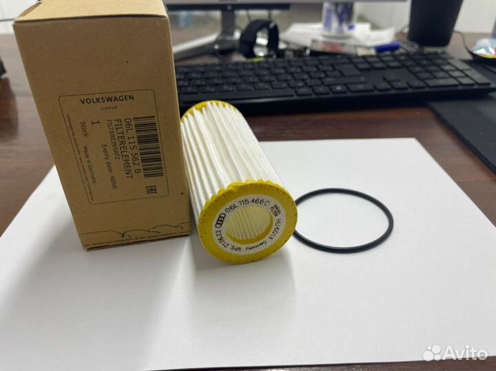 Масляный фильтр оригинал VAG, Audi